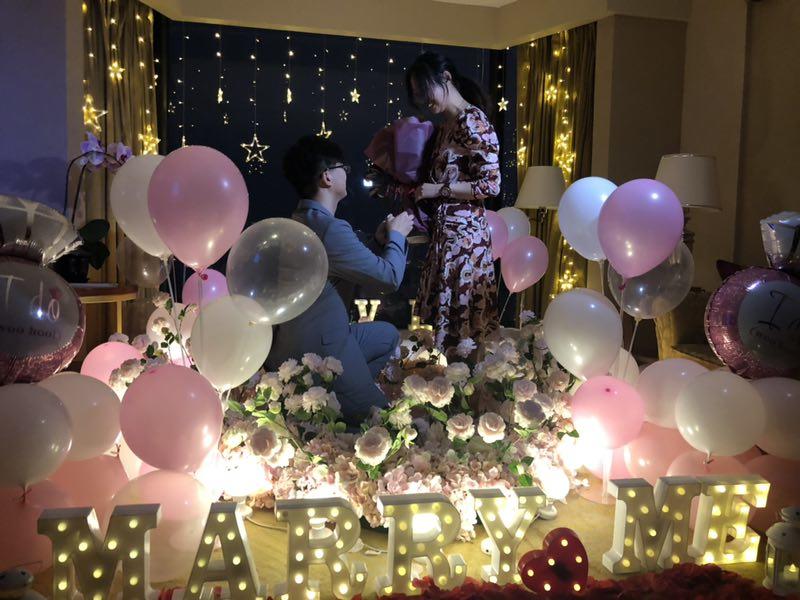 扬州酒店浪漫烛光求婚爱情就要blingbling