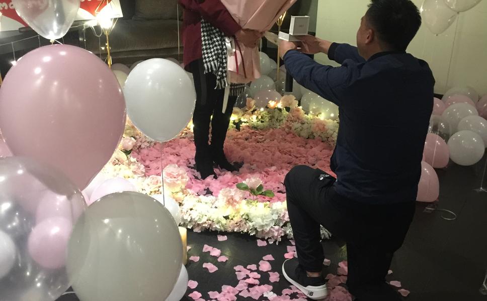 2016最感人的求婚方式用爱带你走遍全世界