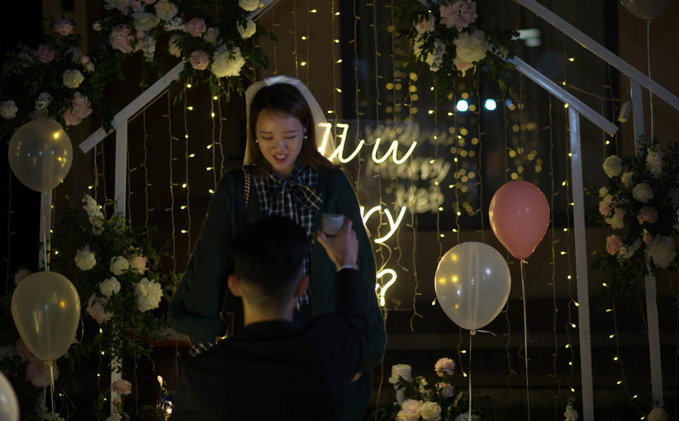 西安广场浪漫求婚方式经典创意高调秀出你的爱